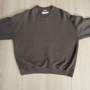 Abercrombie essentials brown crewneck pullover